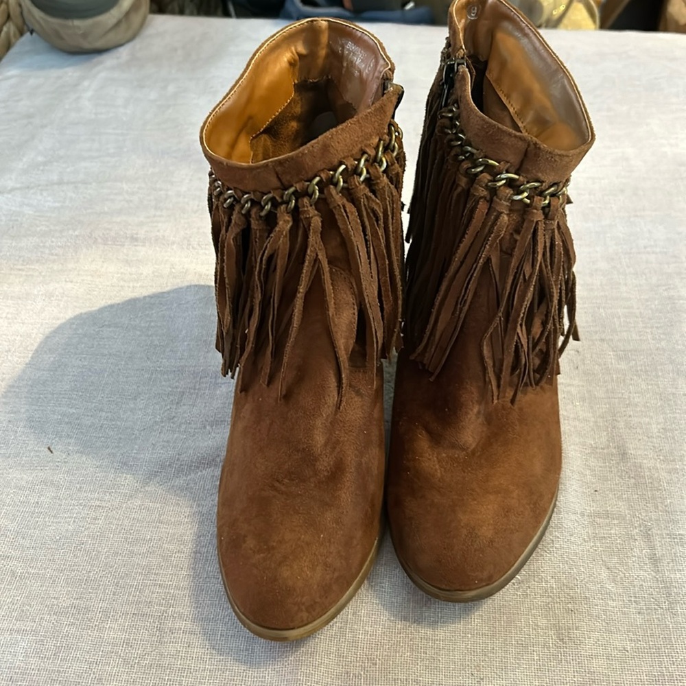 Not Rated boots